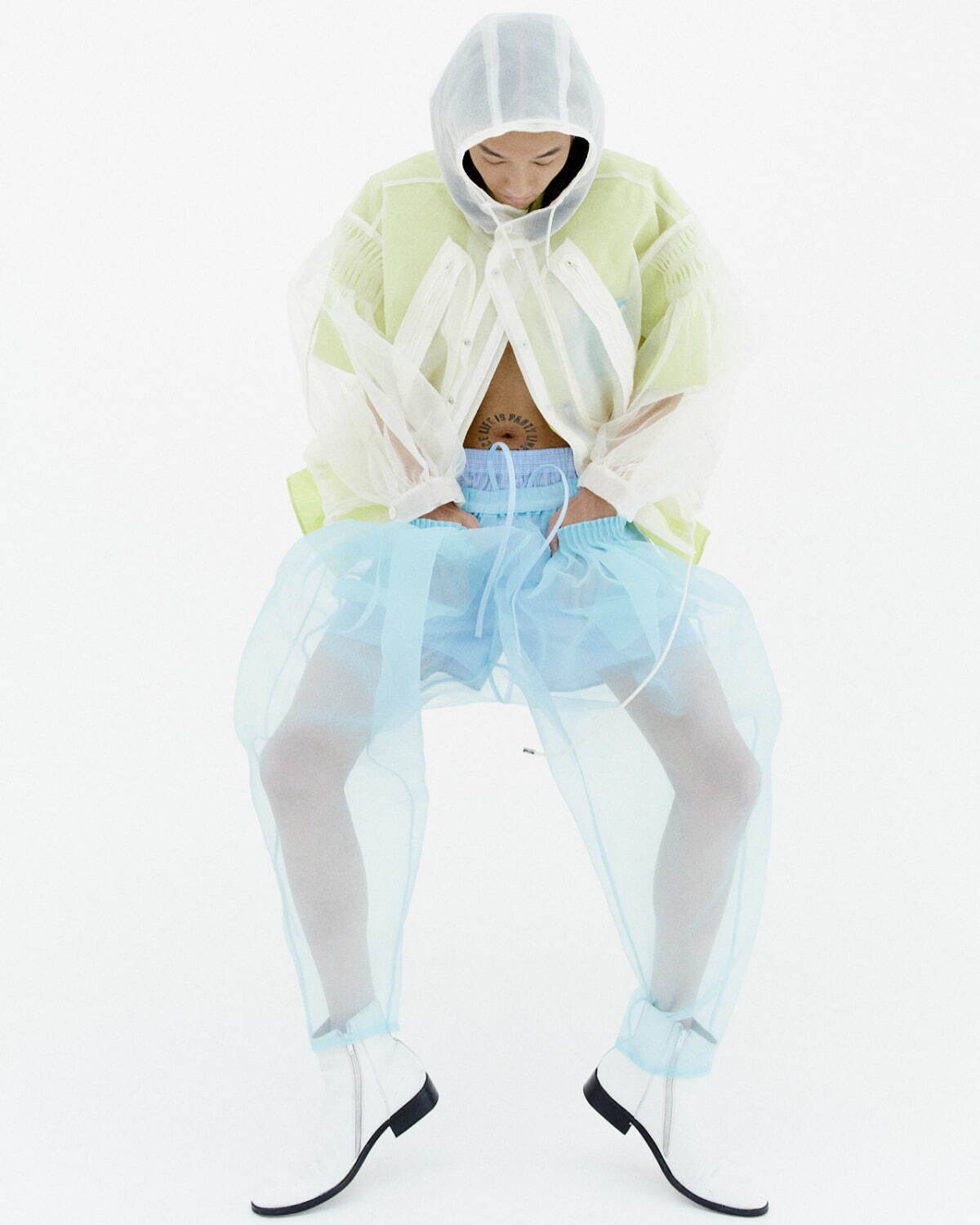 メグミウラ ワードローブ 2025年春夏｜ ダウンジャケット