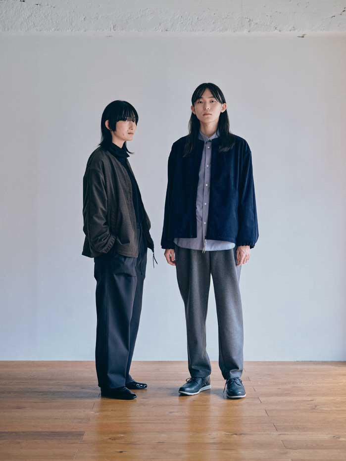 カーリー 2024-25年秋冬｜ シャツ