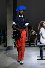 マルニ 2025年春夏コレクション - 美の追求、アートが誘う幻想的な世界｜写真37