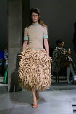 マルニ 2025年春夏コレクション - 美の追求、アートが誘う幻想的な世界｜写真44