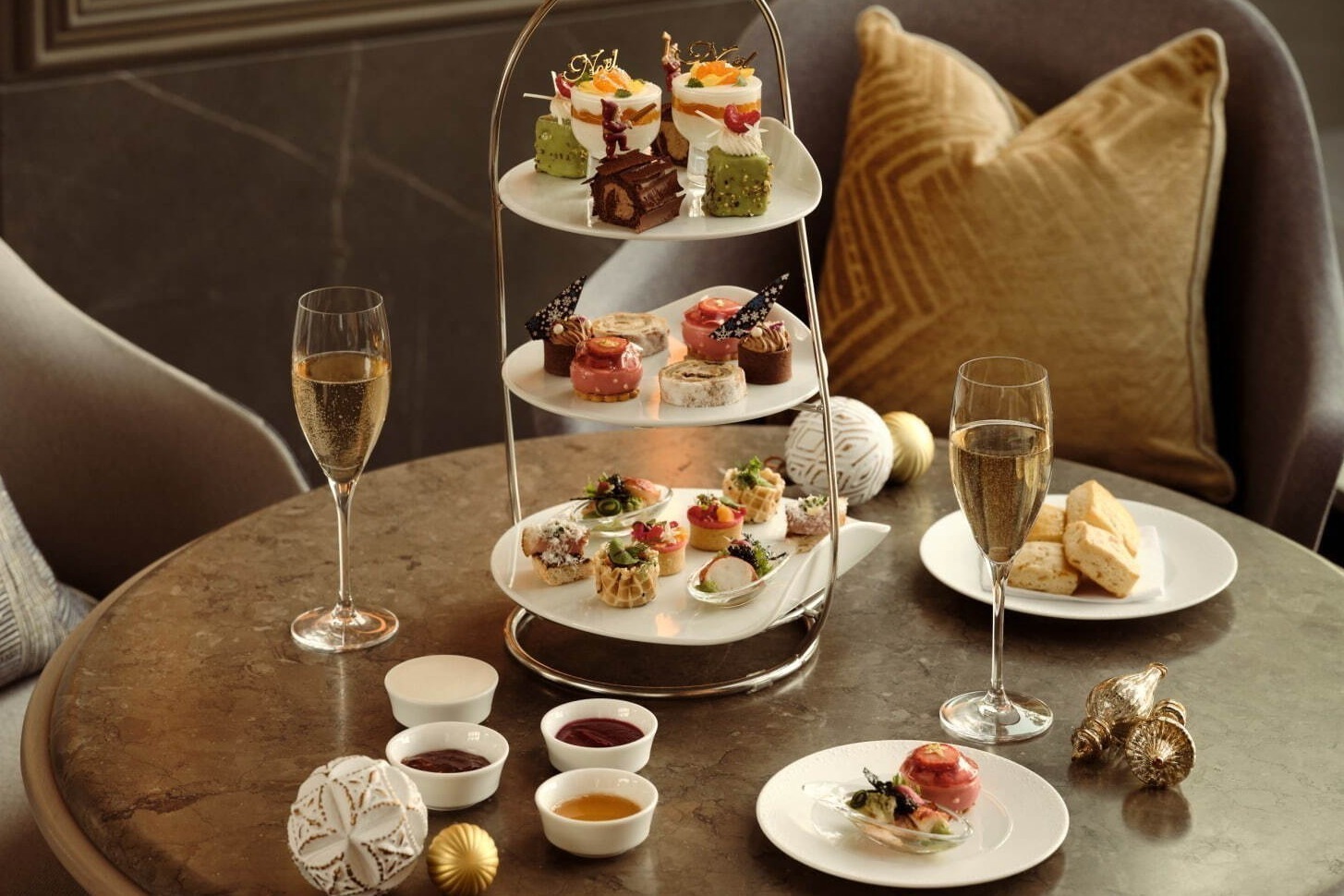 クリスマスアフタヌーンティー2024＜関東版＞東京都内・横浜の高級ホテル＆カフェが贈る冬スイーツ
