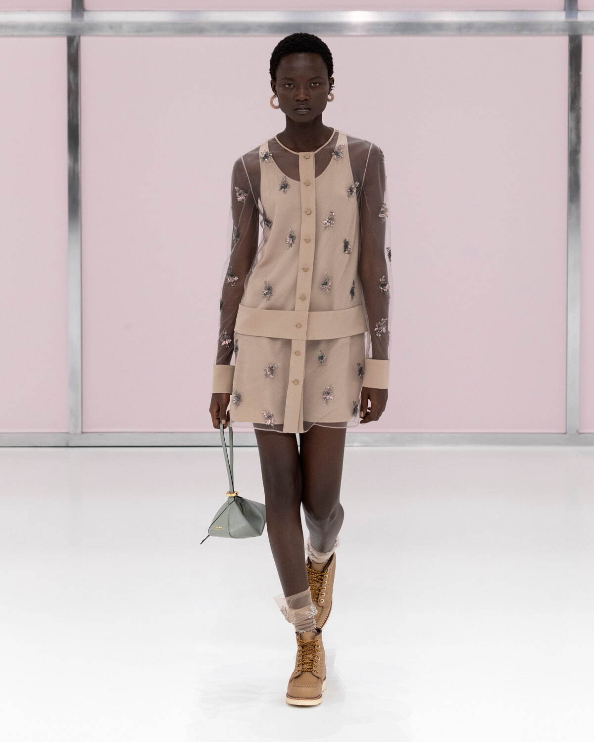 フェンディ(FENDI) 2025年春夏ウィメンズコレクション