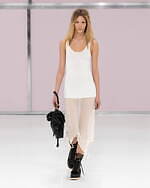 フェンディ2025年春夏ウィメンズコレクション - 1920年代のモダニズムと現在の交錯｜写真13