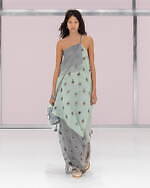 フェンディ2025年春夏ウィメンズコレクション - 1920年代のモダニズムと現在の交錯｜写真26