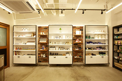 「フェティッシュ」