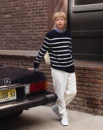 トミー ヒルフィガー“フラッグ柄”セーターや刺繍パーカーなど、Mrs. GREEN APPLEが着用｜写真7