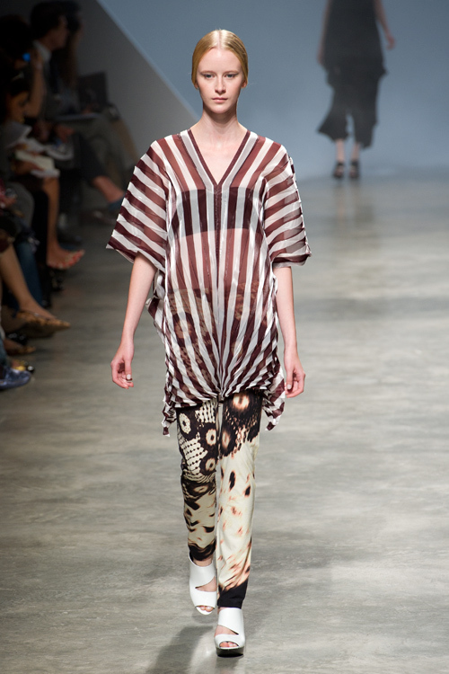 イッセイ ミヤケ 2011年春夏<span>コレクション</span> - 写真31