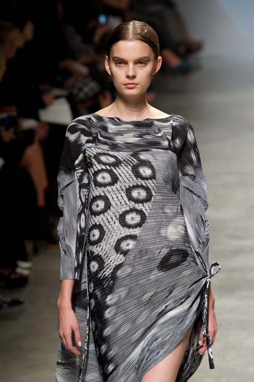 イッセイ ミヤケ 2011年春夏<span>コレクション</span> - 写真52