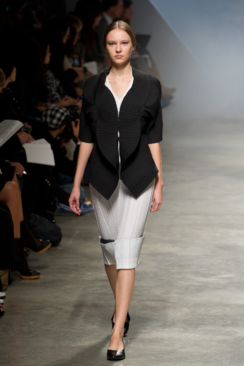 イッセイ ミヤケ 2011年春夏<span>コレクション</span> - 写真63
