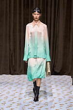 ジル サンダー 2025年春夏コレクション - 都市風景の中の親和性｜写真10