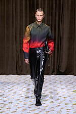 ジル サンダー 2025年春夏コレクション - 都市風景の中の親和性｜写真66