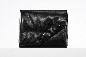 ディスコード ヨウジヤマモト24年秋冬バッグ、“箱”とドレープを組み合わせたレザーショルダーやトート｜写真22