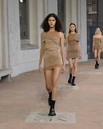 オニツカタイガー 2025年春夏コレクション - 都会のリズムとともに｜写真37