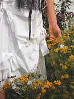 ミュベール 2025年春夏コレクション、映像作家デレク・ジャーマンと“荒野の小屋”に見るユートピア｜写真8