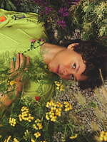 ミュベール 2025年春夏コレクション、映像作家デレク・ジャーマンと“荒野の小屋”に見るユートピア｜写真12