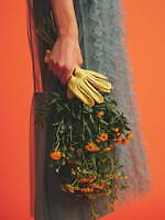 ミュベール 2025年春夏コレクション、映像作家デレク・ジャーマンと“荒野の小屋”に見るユートピア｜写真18