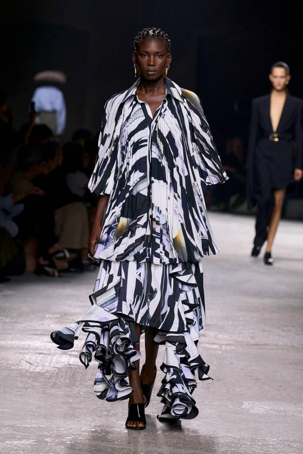ボッテガ・ヴェネタ(BOTTEGA VENETA) 2025年夏ウィメンズ&メンズコレクション  - 写真14