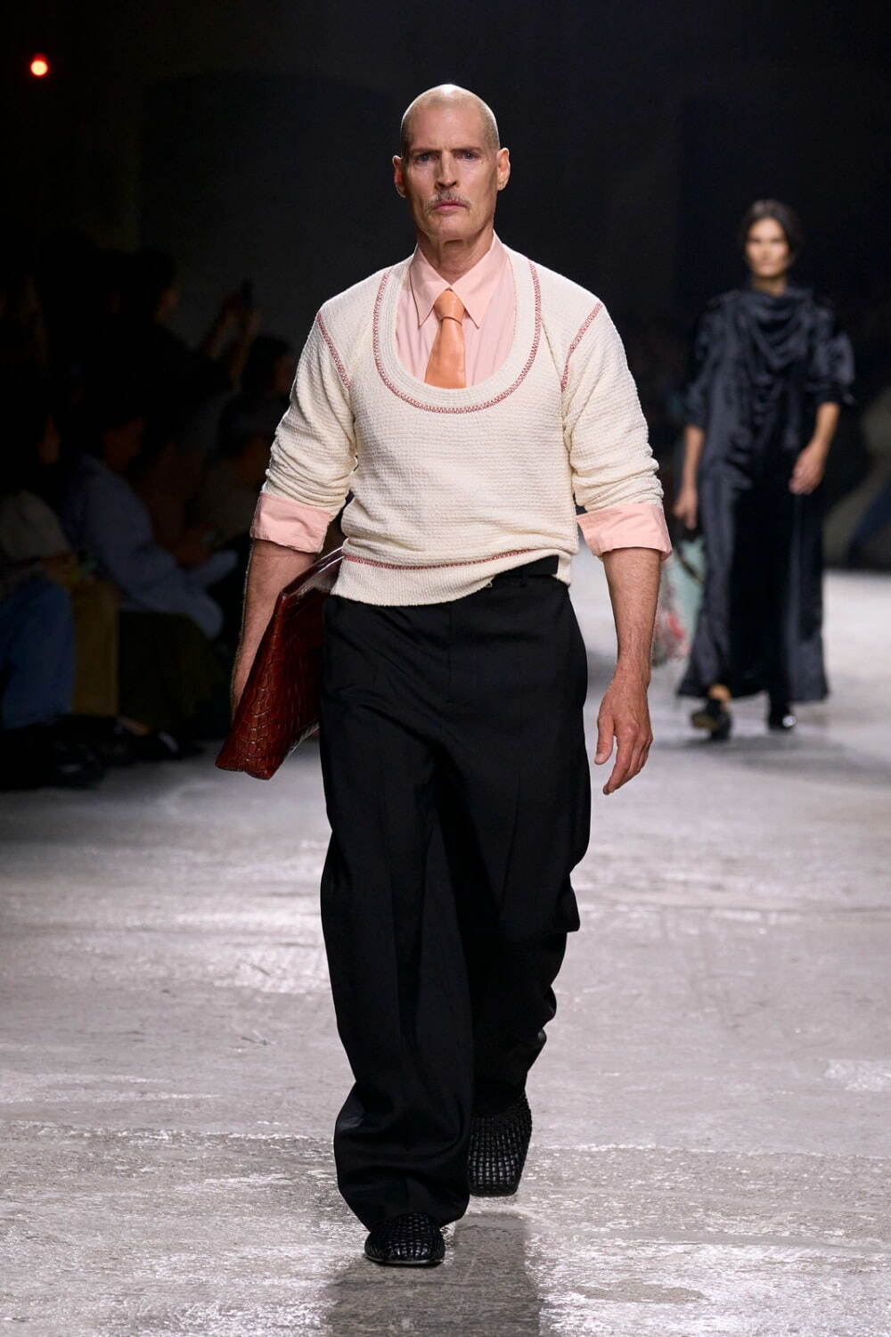 ボッテガ・ヴェネタ(BOTTEGA VENETA) 2025年夏ウィメンズ&メンズコレクション  - 写真21
