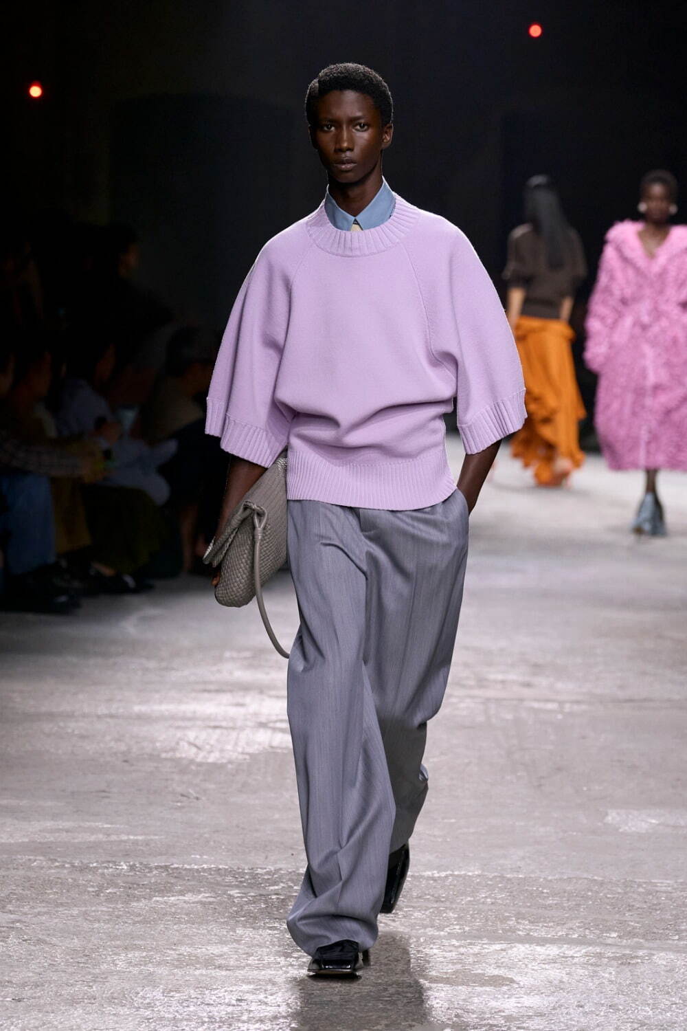 ボッテガ・ヴェネタ(BOTTEGA VENETA) 2025年夏ウィメンズ&メンズコレクション  - 写真44