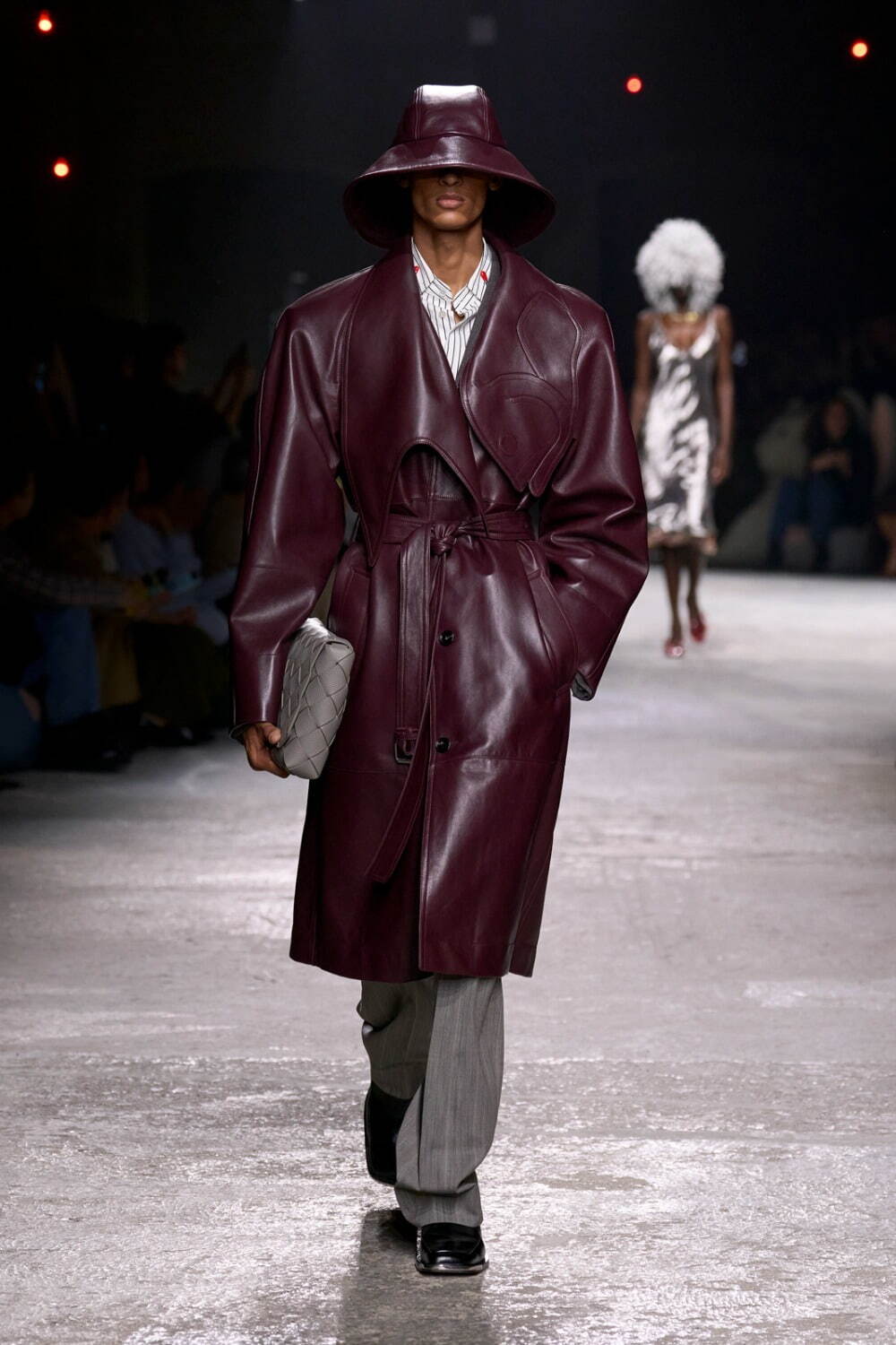 ボッテガ・ヴェネタ(BOTTEGA VENETA) 2025年夏ウィメンズ&メンズコレクション  - 写真72