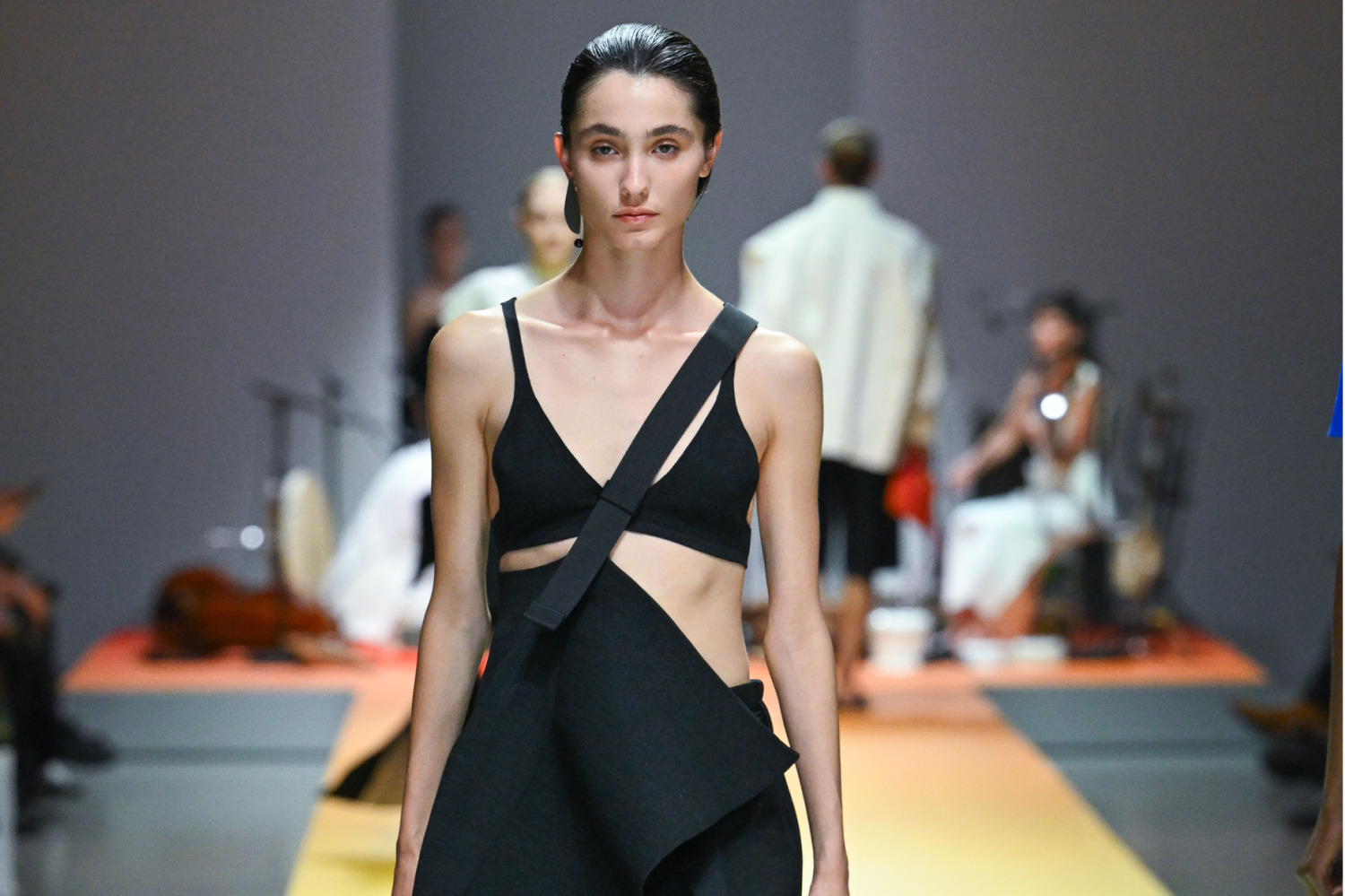 シーエフシーエル 2025年春夏 ウィメンズ&メンズ コレクション