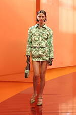 グッチ 2025年春夏ウィメンズコレクション - カジュアルとドレスアップを交差させて｜写真28