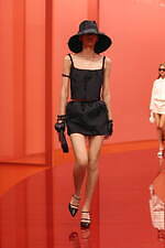 グッチ 2025年春夏ウィメンズコレクション - カジュアルとドレスアップを交差させて｜写真38