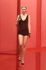 グッチ 2025年春夏ウィメンズコレクション - カジュアルとドレスアップを交差させて｜写真45