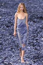 ディーゼル 2025年春夏コレクション - 様々な表情に進化するデニム、“高み”の追求と実践｜写真7