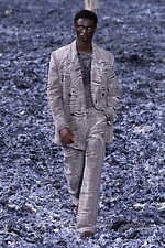 ディーゼル 2025年春夏コレクション - 様々な表情に進化するデニム、“高み”の追求と実践｜写真12