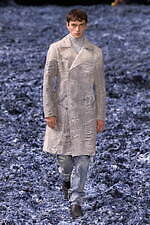 ディーゼル 2025年春夏コレクション - 様々な表情に進化するデニム、“高み”の追求と実践｜写真27