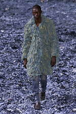 ディーゼル 2025年春夏コレクション - 様々な表情に進化するデニム、“高み”の追求と実践｜写真29