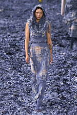 ディーゼル 2025年春夏コレクション - 様々な表情に進化するデニム、“高み”の追求と実践｜写真34