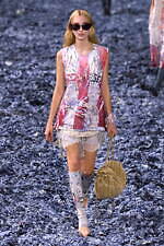 ディーゼル 2025年春夏コレクション - 様々な表情に進化するデニム、“高み”の追求と実践｜写真39