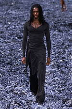 ディーゼル 2025年春夏コレクション - 様々な表情に進化するデニム、“高み”の追求と実践｜写真60