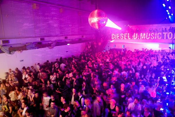 VIRGIN ATLANTIC AIRWAYSでロンドン開催のDIESEL:U:MUSICに行けるキャンペーン開催中｜写真1
