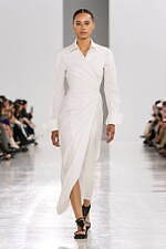 マックスマーラ 2025年春夏コレクション - 4世紀の数学者にインスパイア｜写真16