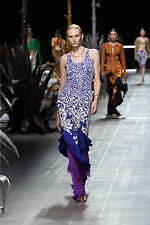 エトロ 2025年春夏ウィメンズコレクション - 創造の旅｜写真8