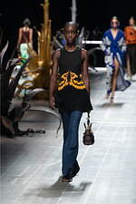 エトロ 2025年春夏ウィメンズコレクション - 創造の旅｜写真11