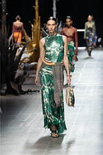 エトロ 2025年春夏ウィメンズコレクション - 創造の旅｜写真32