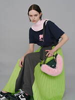 ノントーキョー×アウトドアプロダクツの3WAYウィメンズバッグ、“ふわふわ”ファー付きハンドル｜写真10