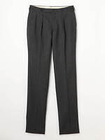 アクアスキュータム“英国素材”メンズウェア、ヘリンボーン柄スーツやリラックス感ハリントンジャケット｜写真21