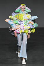 アンリアレイジ 2025年春夏コレクション - 生み出し纏う風｜写真66