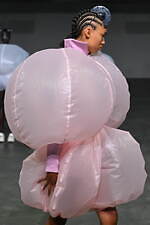 アンリアレイジ 2025年春夏コレクション - 生み出し纏う風｜写真2