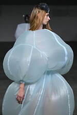 アンリアレイジ 2025年春夏コレクション - 生み出し纏う風｜写真6