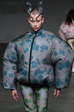 アンリアレイジ 2025年春夏コレクション - 生み出し纏う風｜写真19