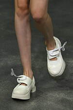 アンリアレイジ 2025年春夏コレクション - 生み出し纏う風｜写真47