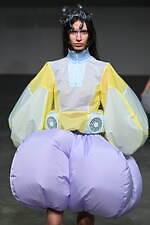 アンリアレイジ 2025年春夏コレクション - 生み出し纏う風｜写真64