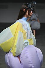 アンリアレイジ 2025年春夏コレクション - 生み出し纏う風｜写真65