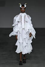 アンリアレイジ 2025年春夏コレクション - 生み出し纏う風｜写真80